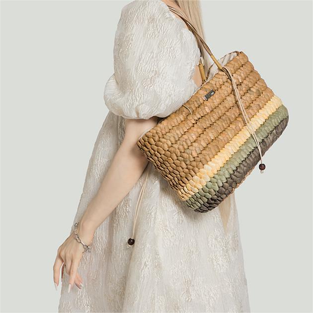 Maillard Style Handmade Straw Bag